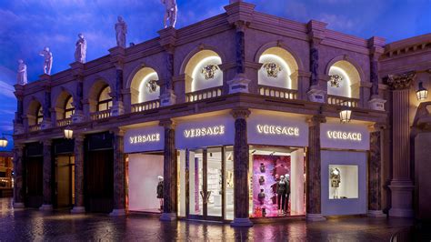 versace stores in usa